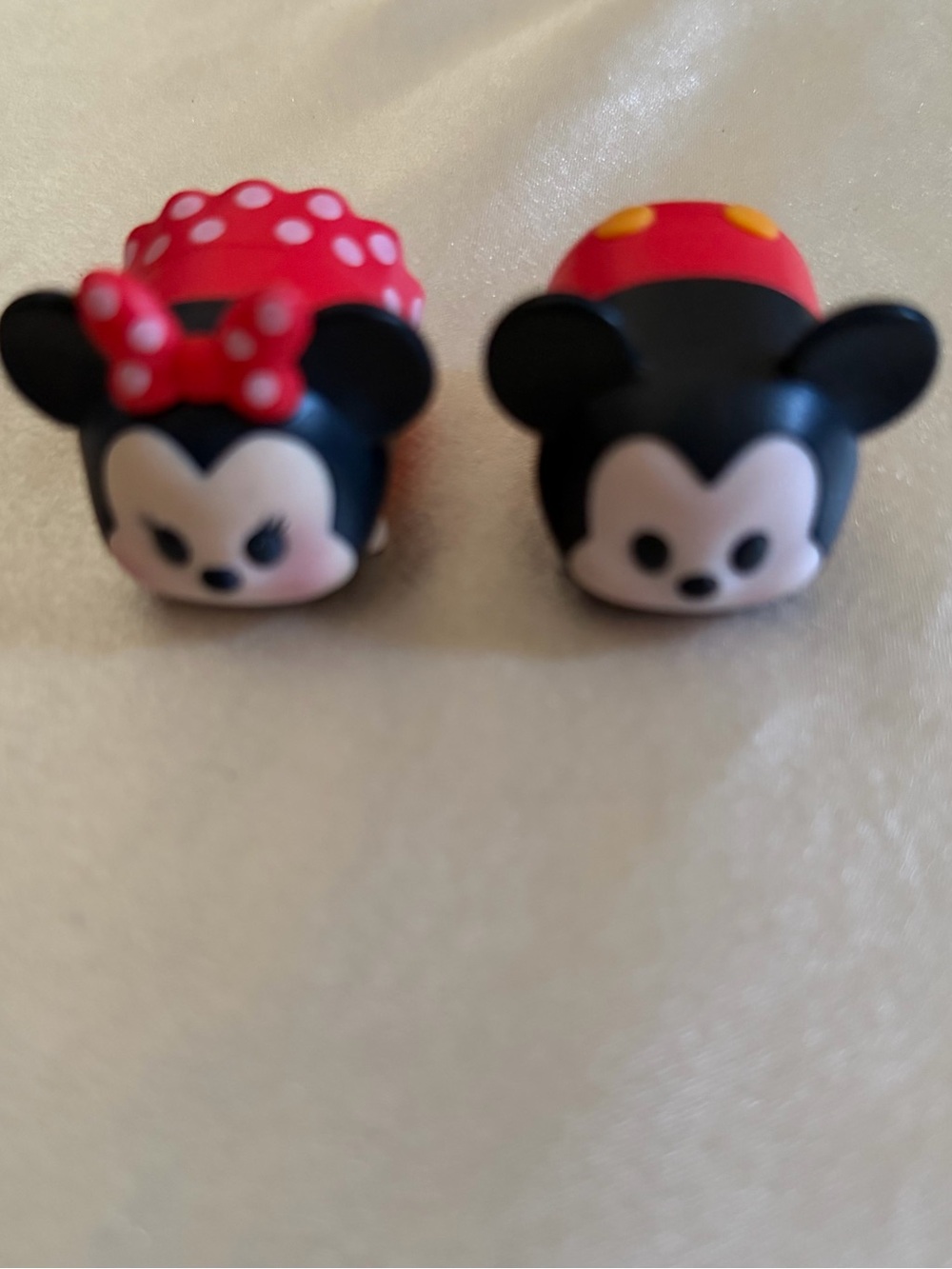 Jakks Pacific Disney Tsum Tsum Mickey and Minnie Mouse Figures Set